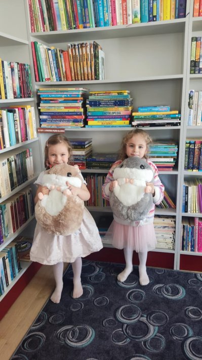 Okładka albumu: Małe MIłe Czwartki - Dzień Książki dla Dzieci